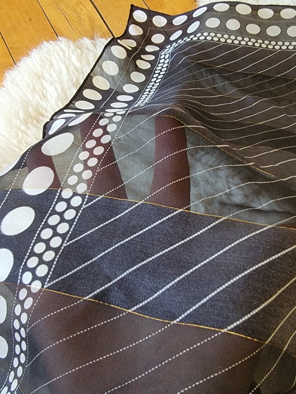 Deadstock Vintage Oscar de la Renta Black Retro Dots Silk Scarf Head Wrap NWT - Picture 11 of 11